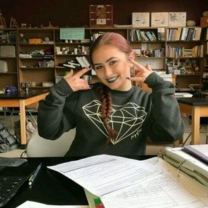 Meet your Posher, Ashley